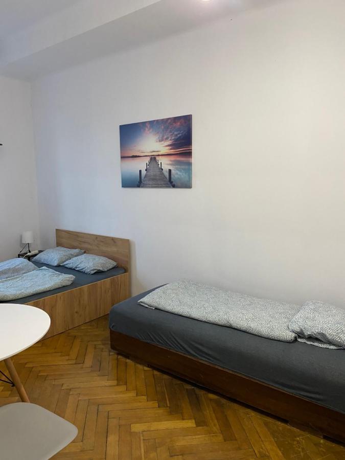 Classy Rooms In Old Town Krakkó Kültér fotó